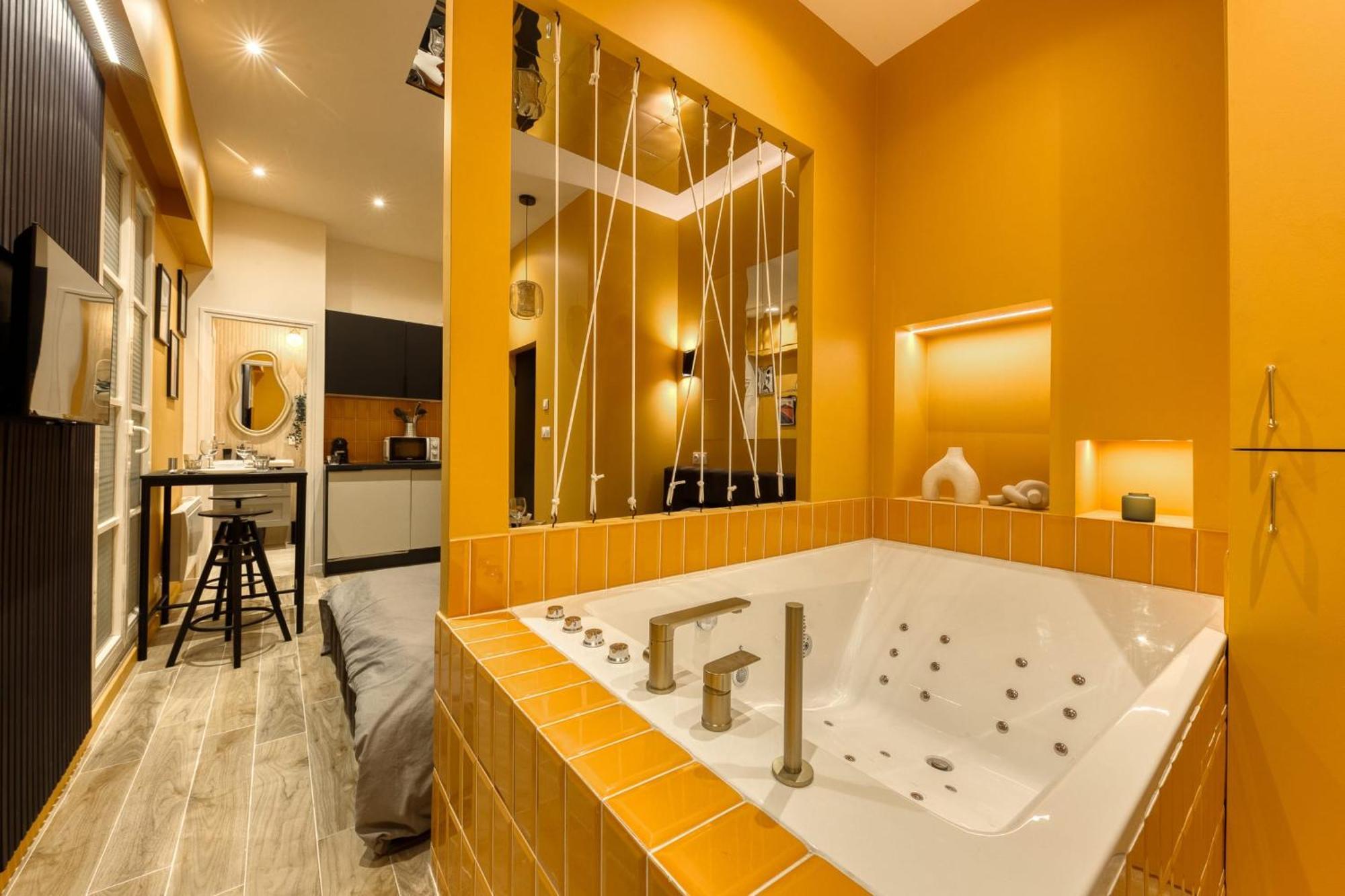 Deluxe Spa Suite Caramel Sweetness 믈룅 외부 사진